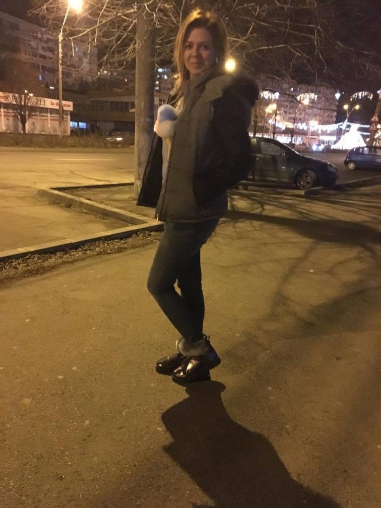 Ghete UGG metalizate-min